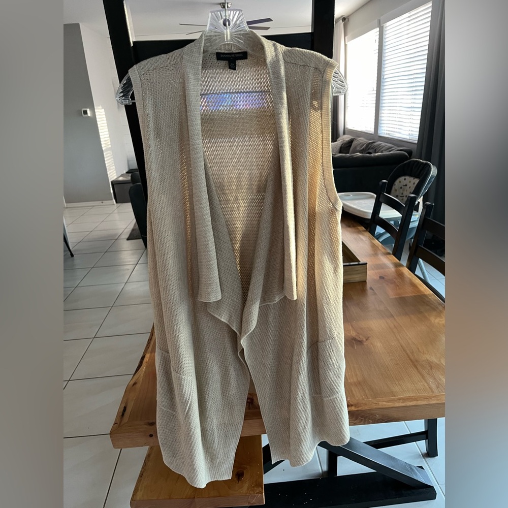 Banana republic flowy vest cardigan